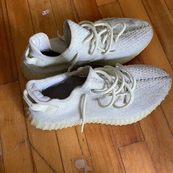 Authentic yeezy boost v2 - Picture 3 of 16